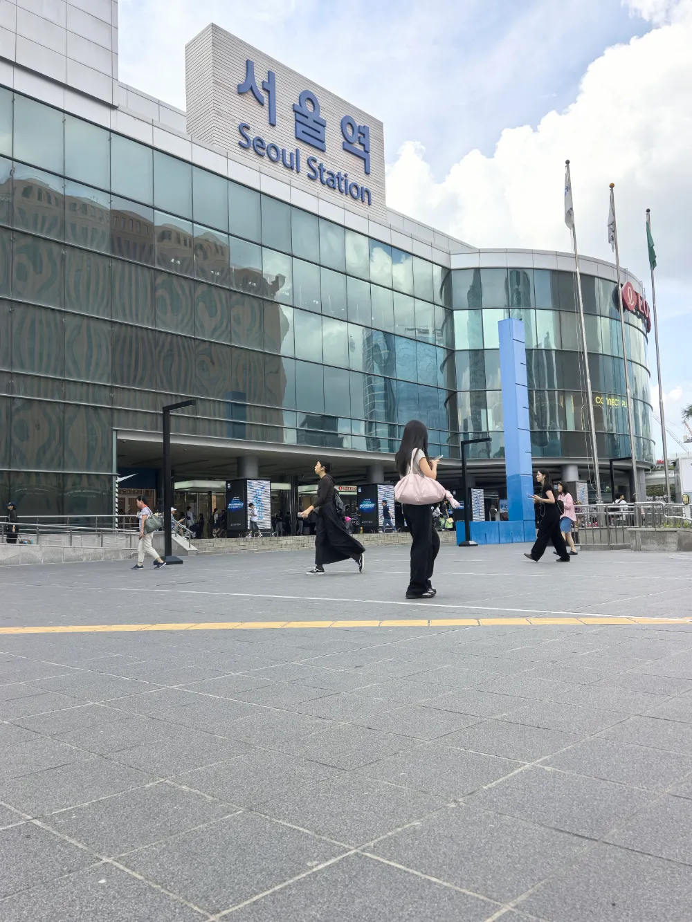 Batu paving Eco Keramik Beata Dikhususkan untuk Proyek Umum Stasiun Seoul